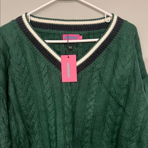 EDIKTED Green V-Neck Cable Knit Sweater - Picture 7 of 7